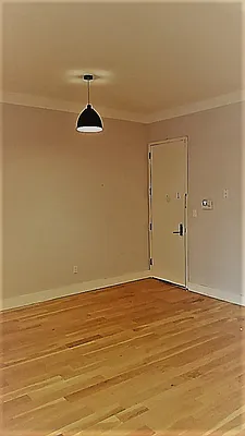 Rented by Space Link Realty | media 18