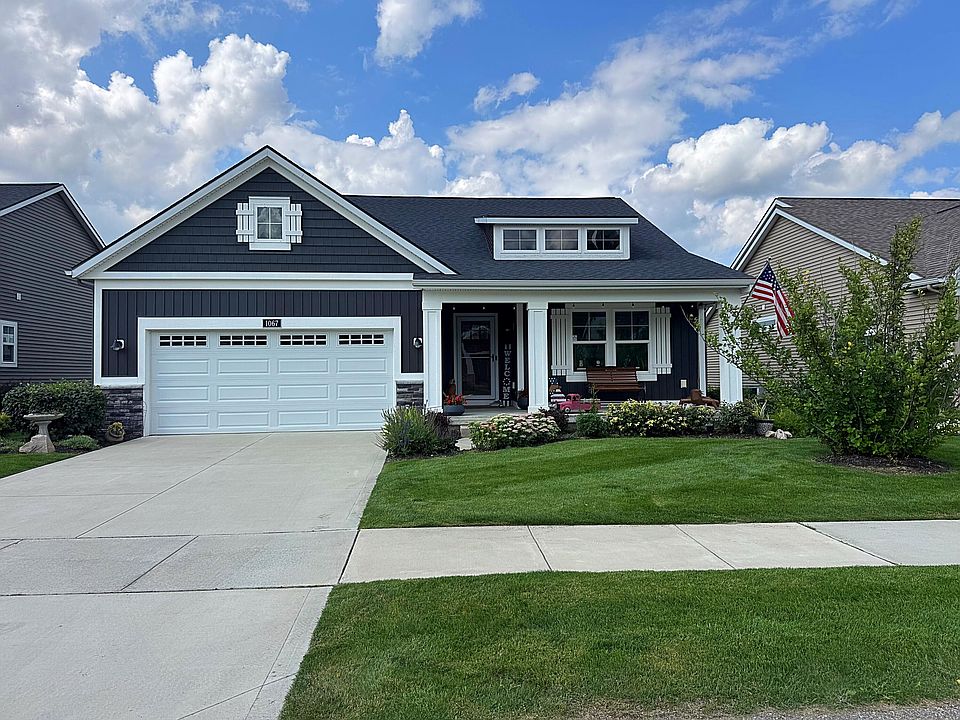 1st image of 1067 Haven Ct SE #60