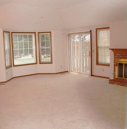 2nd image of 19211 Westbrooke Ln