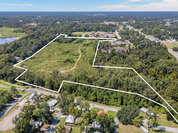 600 SE Sycamore Ter, Lake City, FL 32025