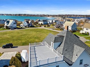 8 Renfrew Park, Middletown, RI 02842