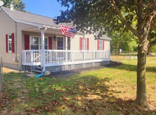 1415 E Riley Rd, Owosso, MI 48867