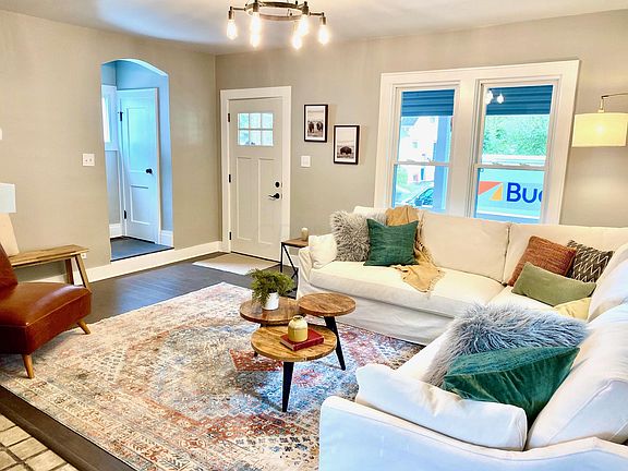 3rd image of 88 Orchard Ln