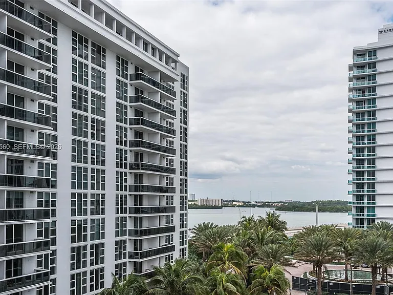 10275 Collins Ave #706 — Photo 11