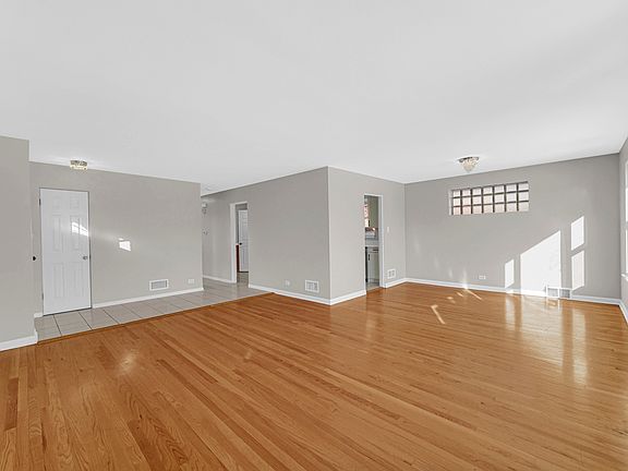 5th image of 8538 Kimball Ave
