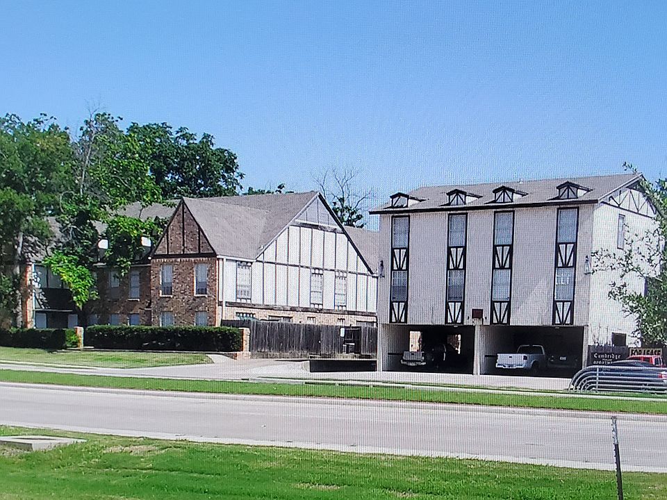 1st image of 223 E University Dr APT 101