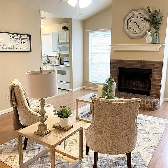 1202 Stone Creek Dr — Photo 23