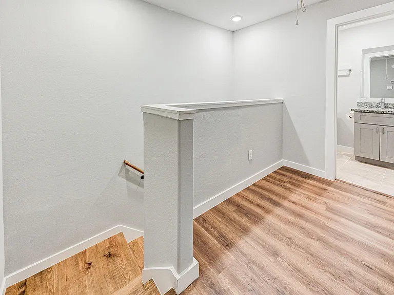 1017 N Lane St #A — Photo 17