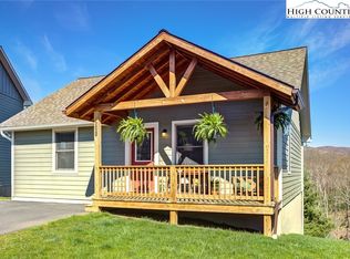 521 Townhomes Pl, Boone, NC 28607