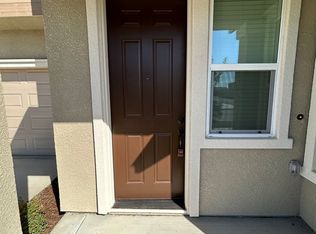 3538 E Harter Ct, Visalia, CA 93292