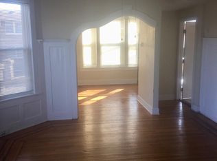 1935 Ivanhoe Ct APT 1, Louisville, KY 40205