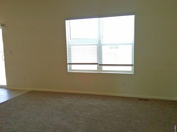 5th image of 407 Keene Pl