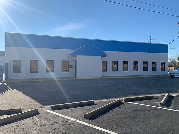 4th image of 634 N Broad St