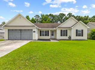 426 Spring Dr, Jacksonville, NC 28540
