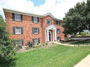 341 W Pacific Ave APT 7, Webster Groves, MO