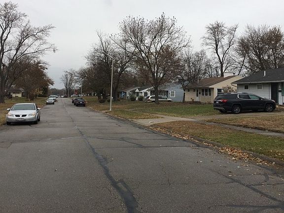 5th image of 2952 Prentice Dr