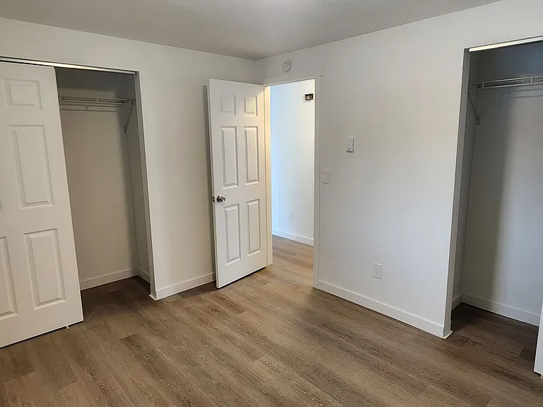 Greenwood Apartments — Photo 24