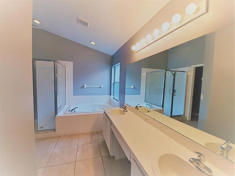 3504 Kayla Cir — Photo 15