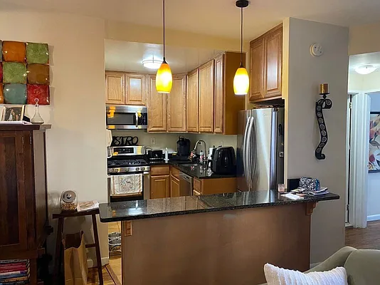 Rented by David Francis New York LLC | media 4