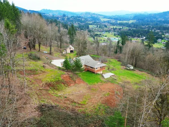 498 Bryant Hill Road, Woodland, WA 98674