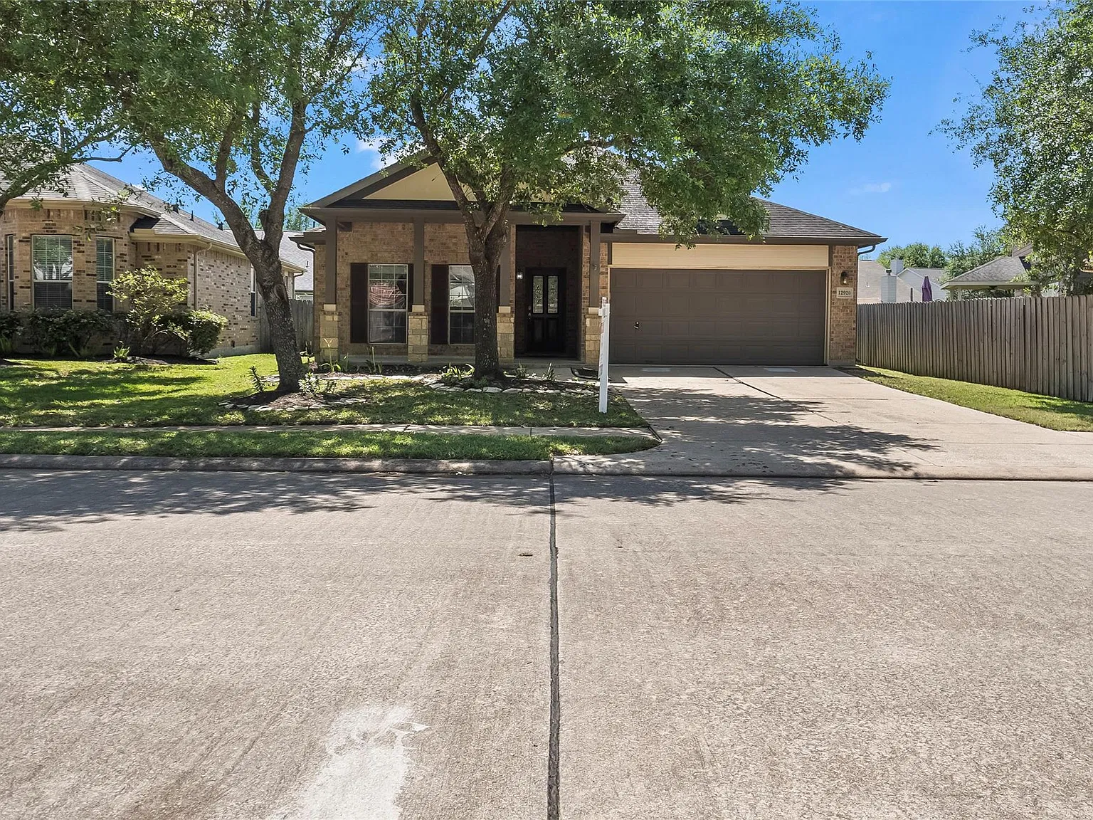 3 bed, 2.0 bath, 1472 sqft, $2,250 — Photo 2