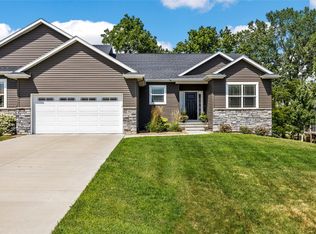 5583 Meadow Grass Cir SE, Cedar Rapids, IA 52403