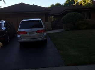 256 Woburn Ln, Schaumburg, IL