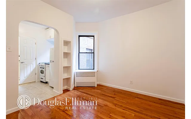 Rented by Douglas Elliman | media 13