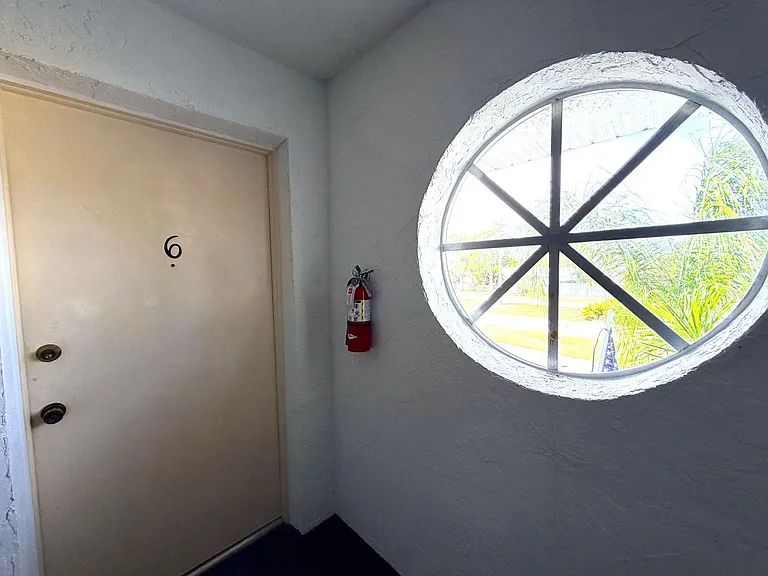 7050 Nantucket Cir #6 — Photo 21