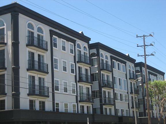 8888 LUXURY RESIDENCES