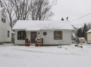 1806 W 7th St, Waterloo, IA 50702