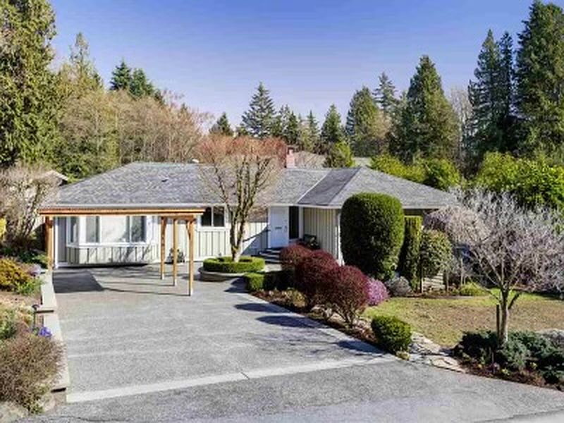 West Vancouver Apartment for rent - 4 Bedrooms — photo 4