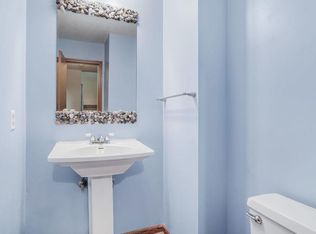 3727 NE Colonial Dr, Lees Summit, MO 64064