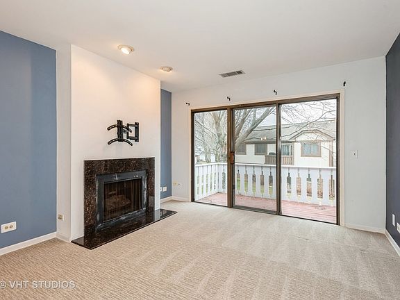 3rd image of 370 Ferndale Ct APT A2