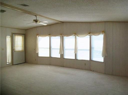 3rd image of 263 Pelican Dr N