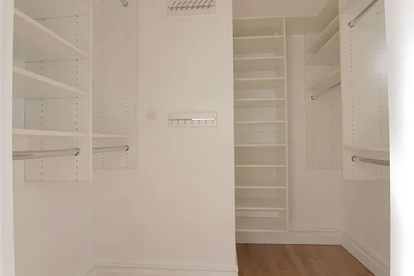 Rented by Nolita Group | media 18