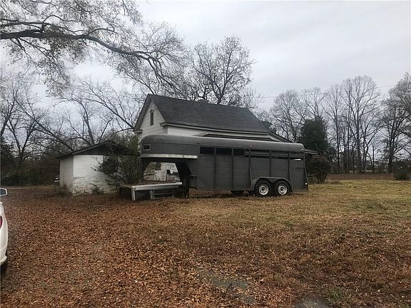 4th image of 126 Snow Creek Rd