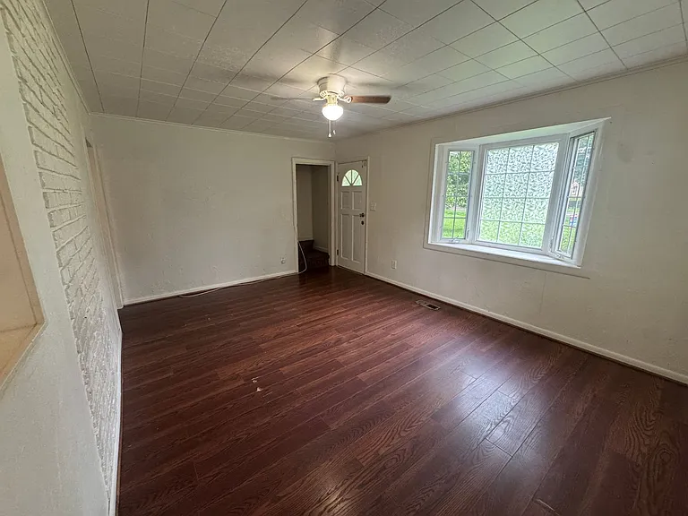 143 Barrett Heights Rd — Photo 11