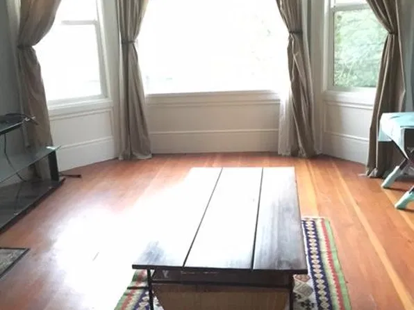 2674 McAllister St, San Francisco, CA 94118