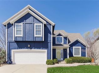 6352 Noreston St, Shawnee, KS 66218