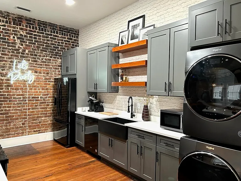 20 W Oglethorpe Ave #C — Photo 8