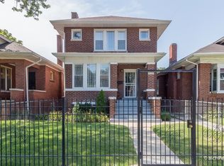 7428 S Euclid Ave, Chicago, IL