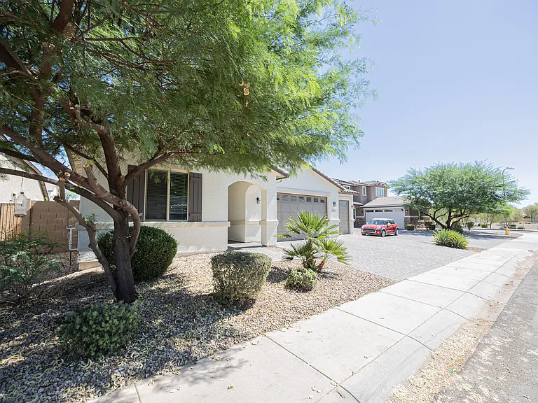 7914 W Pueblo Ave — Photo 3