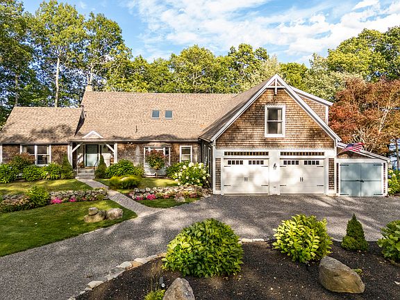 3rd image of 38 Higbee Lane