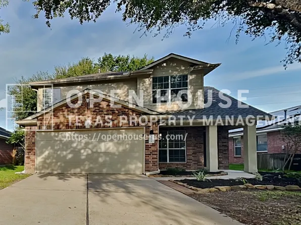 32334 Summer Park Ln, Conroe, TX 77385