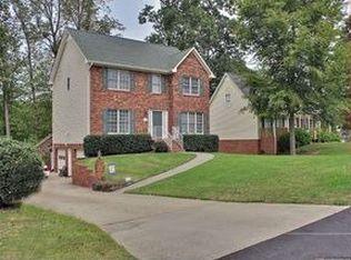 3935 Glenn Knoll Ln, Winston Salem, NC 27107