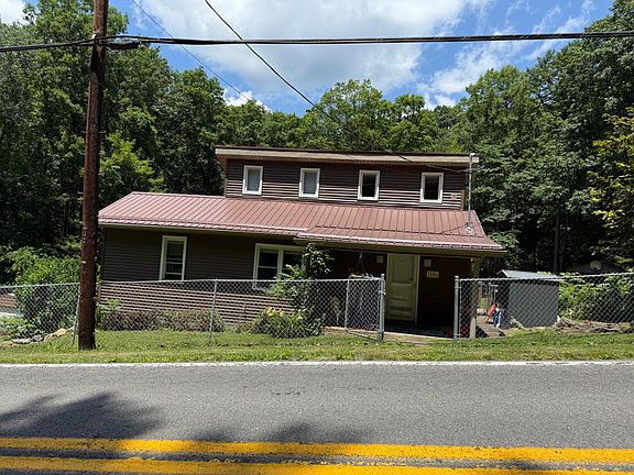 5th image of 1856 Maple Fork Rd