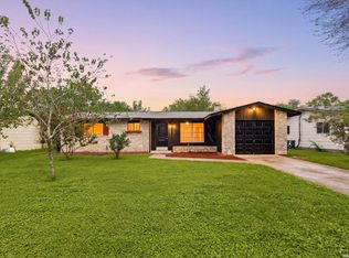 5230 SWANN LN, San Antonio, TX 78219