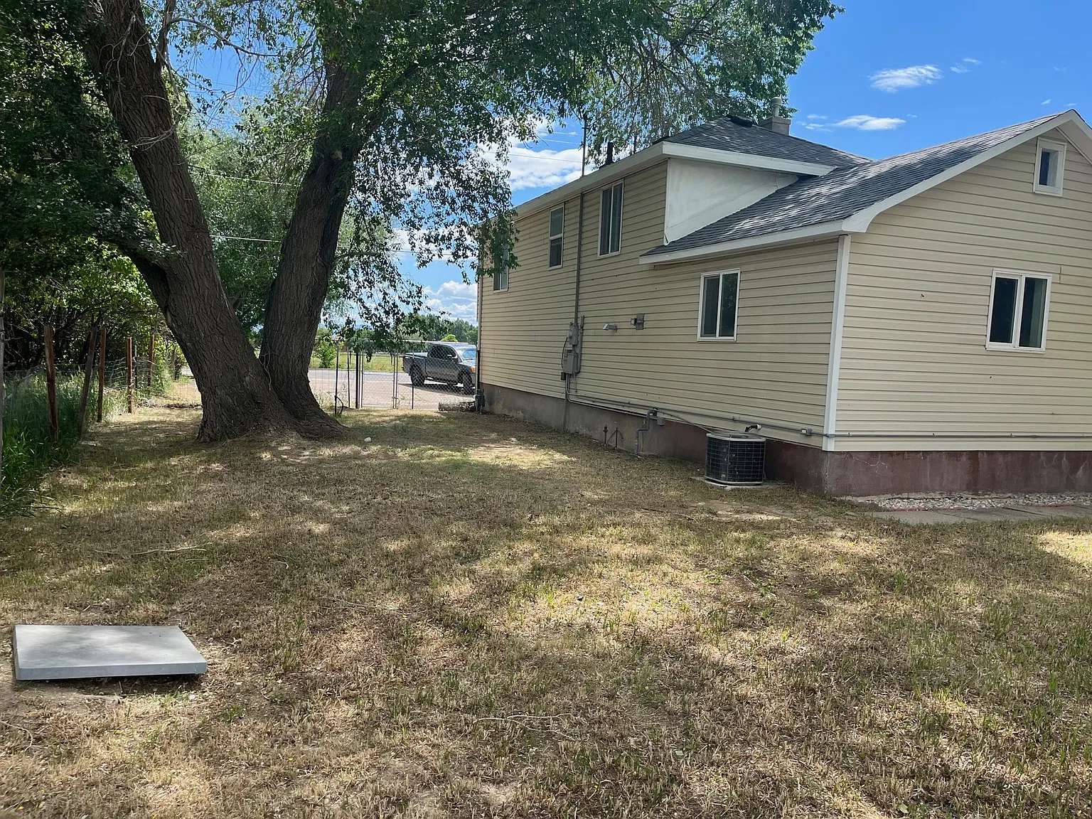 4 bed, 2130 sqft, $2,175 — Photo 4