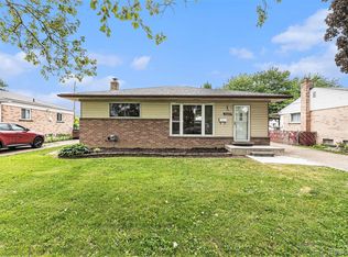 26809 Bonnie Ave, Warren, MI